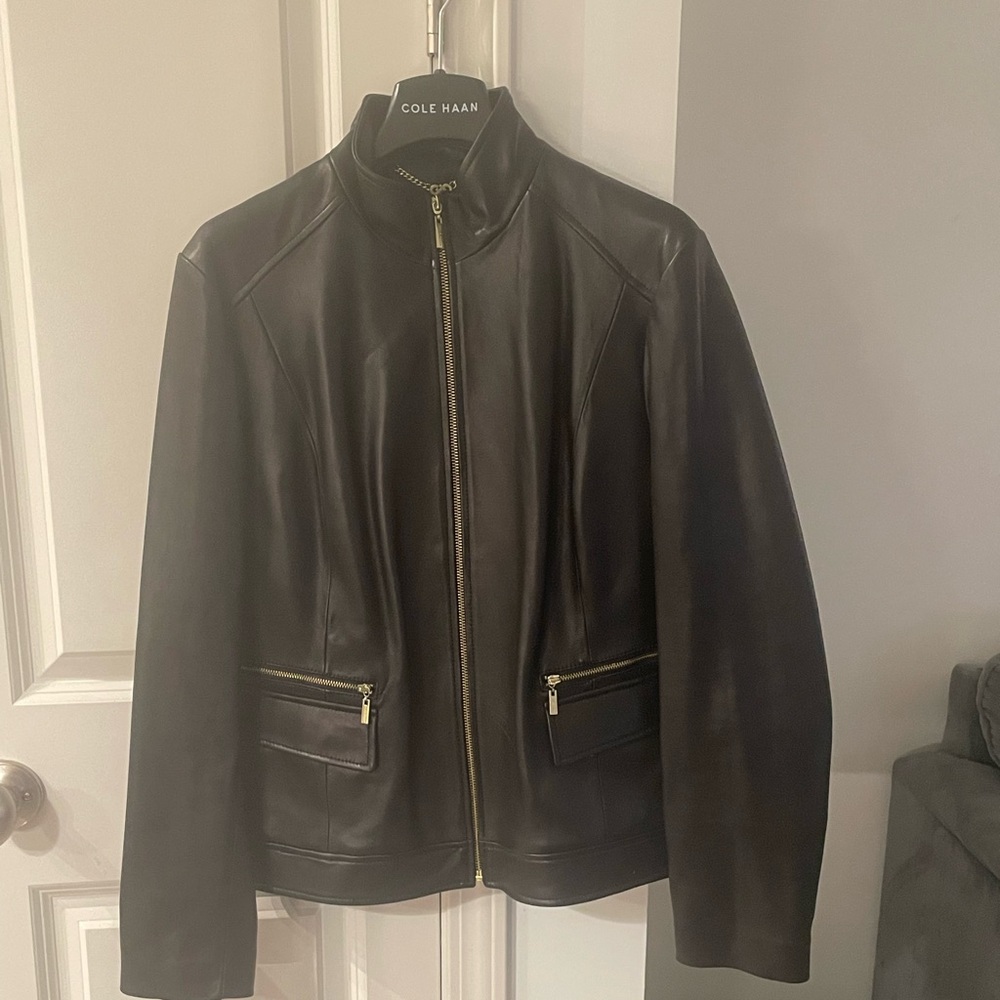 Cole Haan Women’s Leatherr Jacket, Size XL. Slim Fit